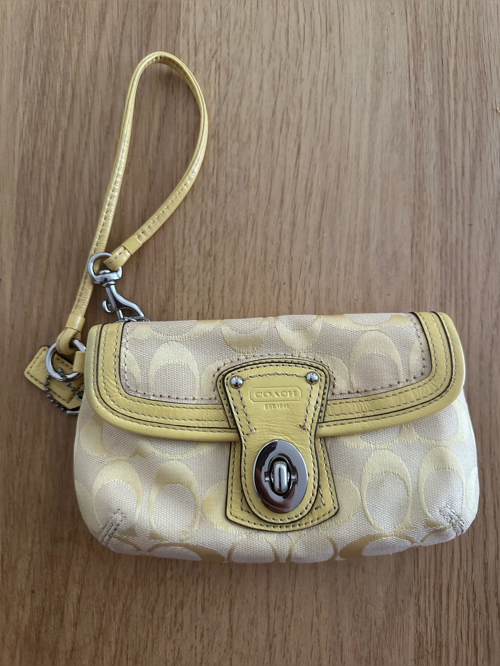 Coach Wristlet wallet